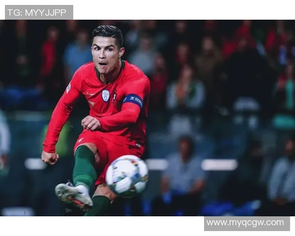 昔日足球巨星的辉煌岁月与传奇故事回顾