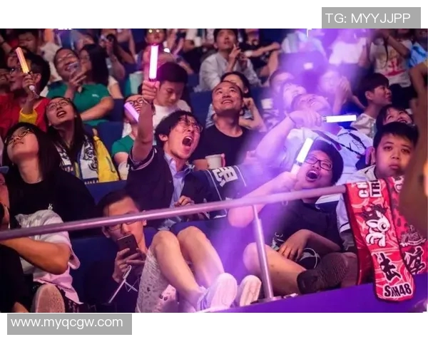 足球明星追星现象探讨与粉丝文化的深度分析